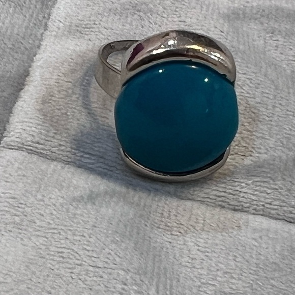 Silver and Blue Jewelry Set/ring & pendant - Picture 9 of 11